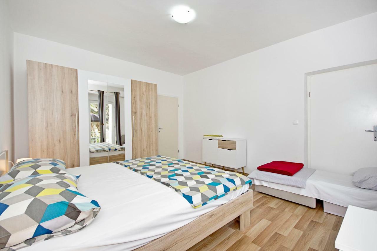 Apartments Andela Makarska Exteriör bild